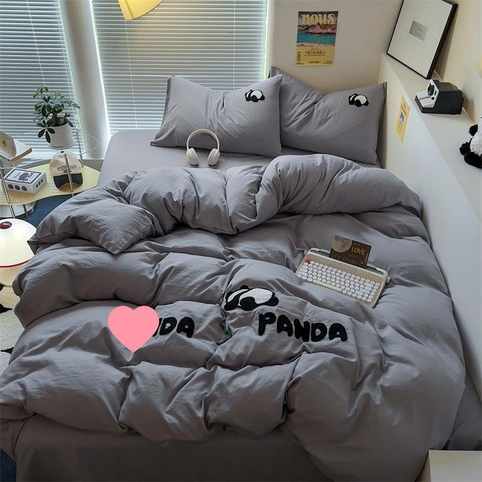 

2026 Blogger Style Luxury Cartoon Panda Embroidered Towel 1.2m Flat Sheet Set - 150*200 Duvet (3 pcs)
