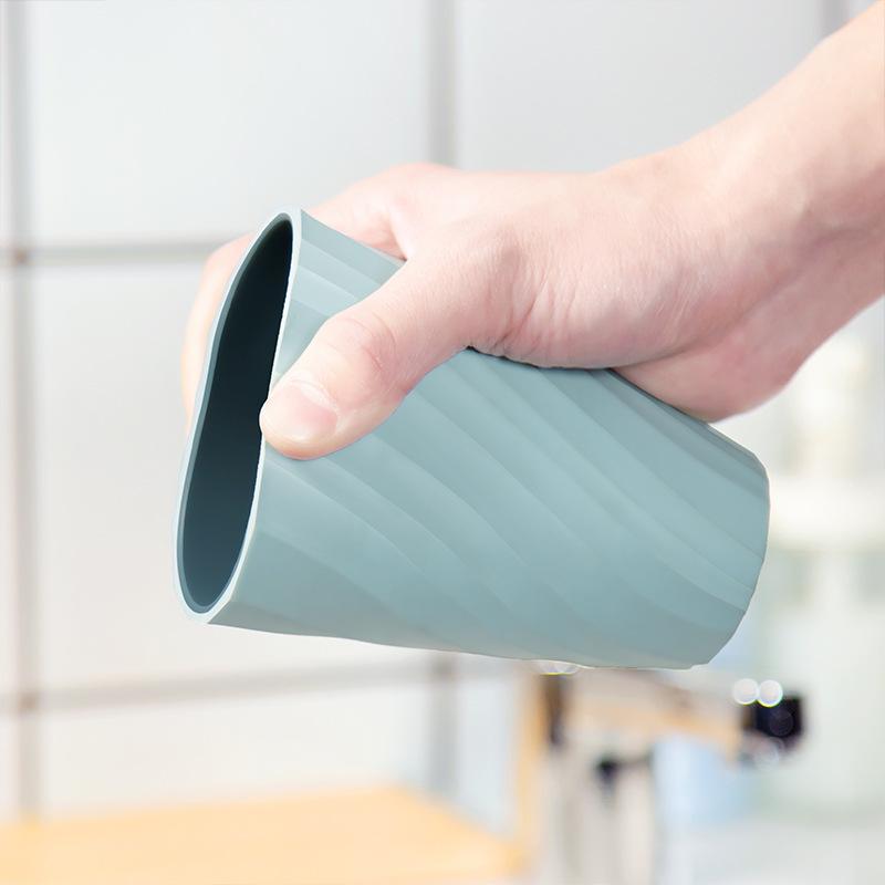 Custom Double-Layer Mouthwash Cup: Creative Couple Toothbrush Holder