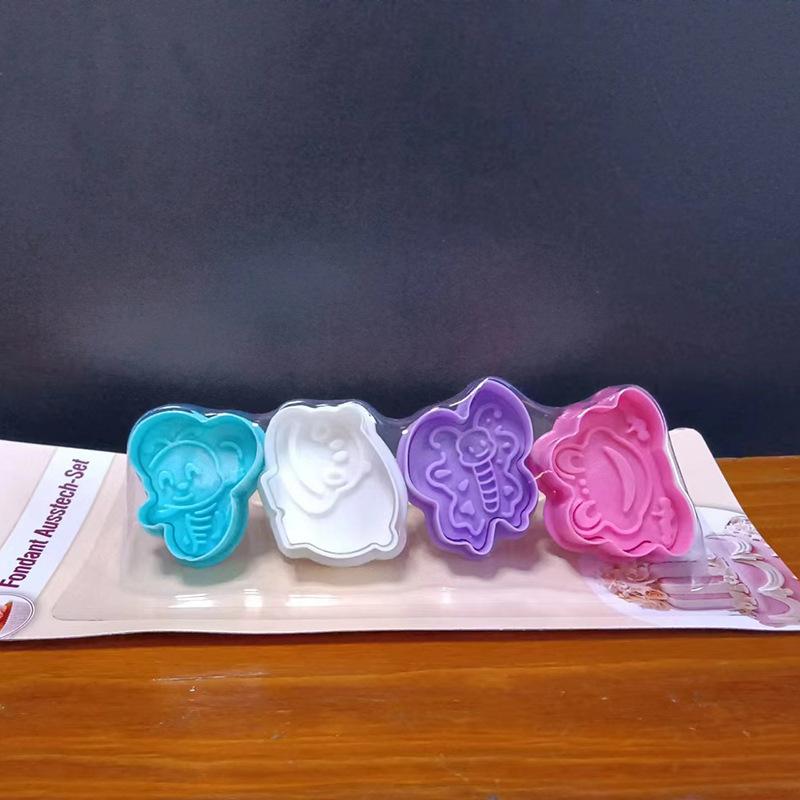 Forme pentru biscuiți de primăvară animală