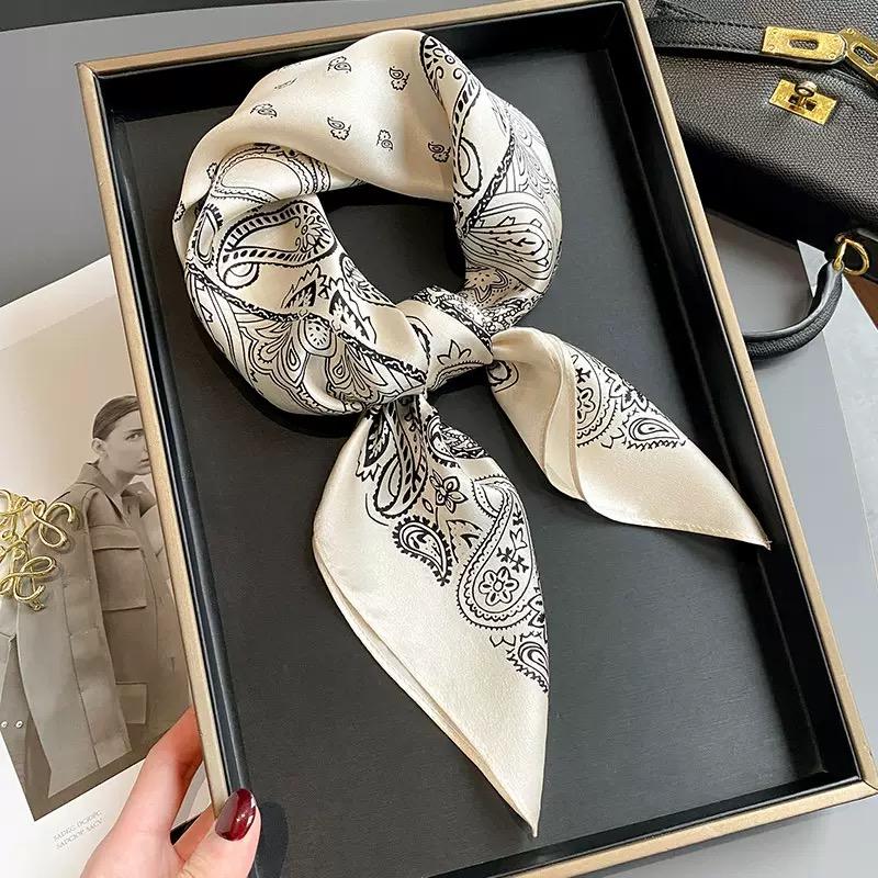 New Silk Square Scarf Women Retro Paisley Cashew Print Neckerchief Female Foulard Head Hijab Hairband Soft Neck Bag Ribbon Satin