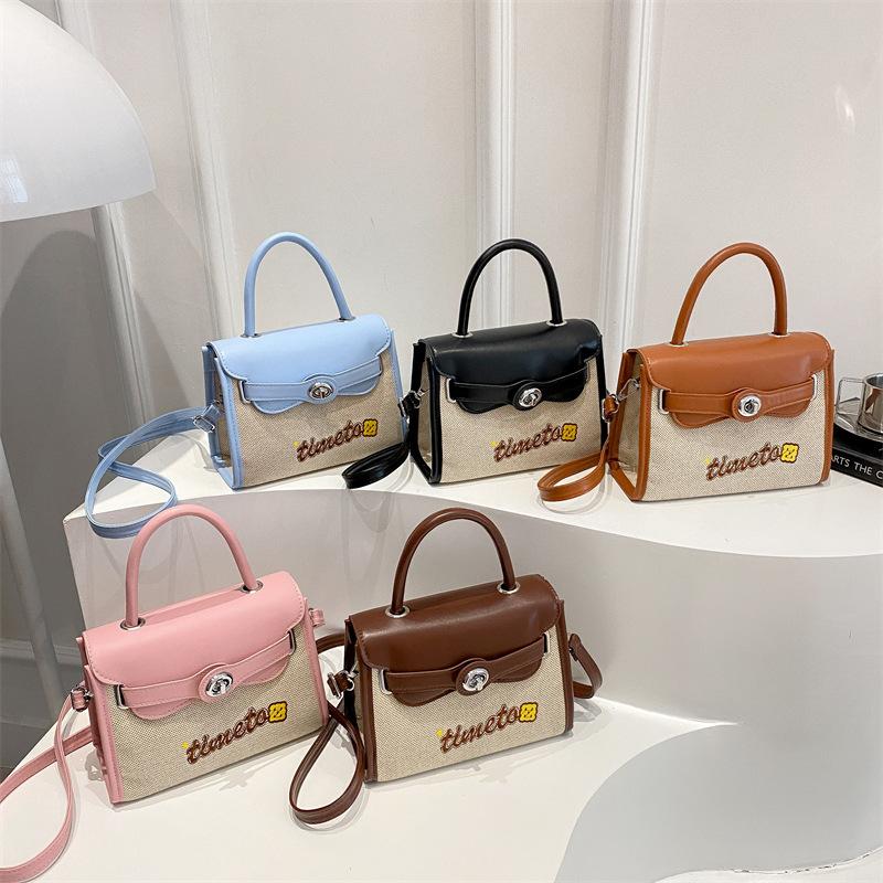 Texture retro, popular fashion this year 2025 letter new color matching crossbody portable shoulder small square bag women