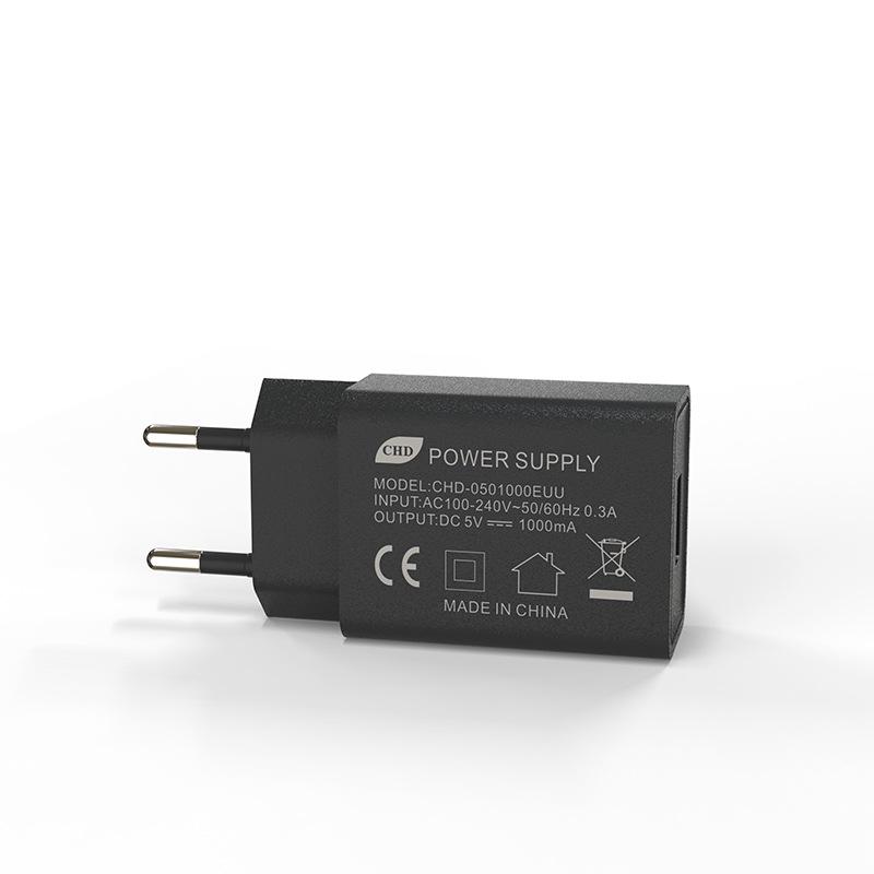 

5V2A CE Certified USB Charger with US/UK/EU Plugs for Small Home Appliances 5V2A Charger, No Certification, Low Price чорний