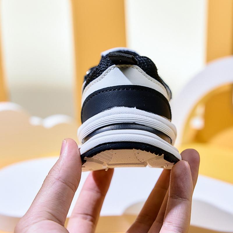 Children's Sneakers Autumn New Arrivals, Girls' Anti-slip Casual Shoes, Versatile Leather Upper Soft-Sole Running Shoes for Toddlers & Kids.