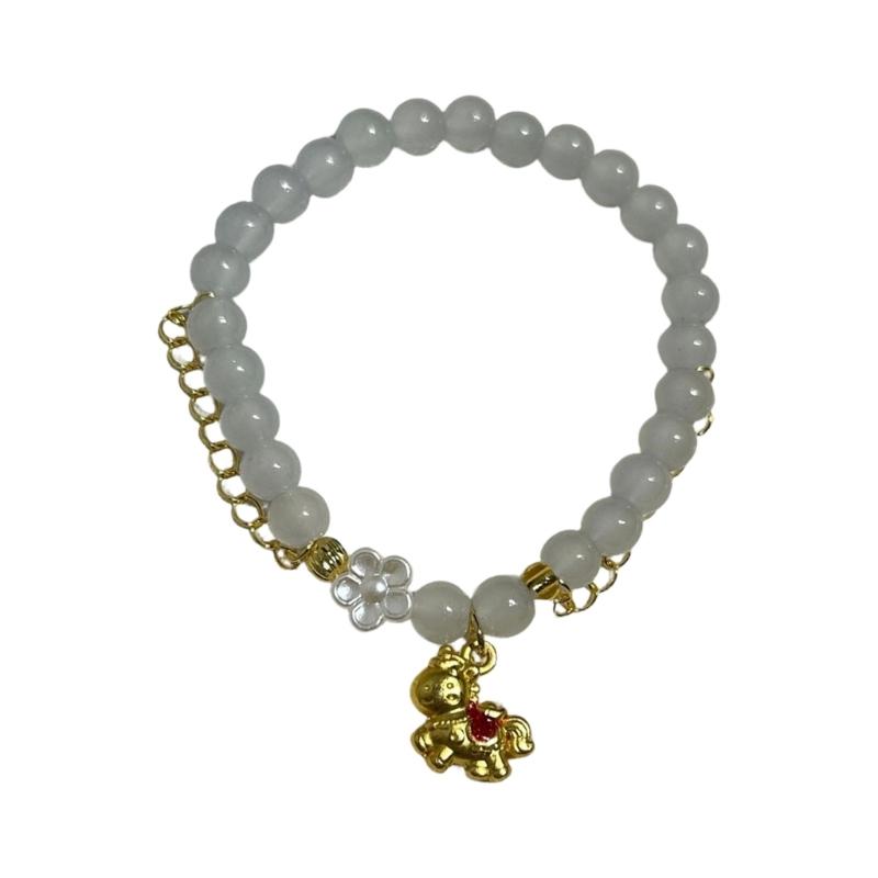 Delicate Handmade Glass Beads Bracelet With Charm Horse Designs For Daily Wear