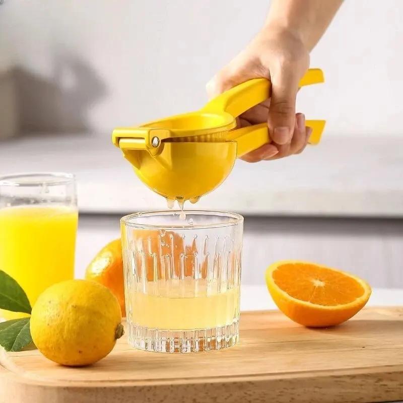 1PC Manual Lemon Clip Creative Kitchen Gadgets Colorful Manual Lemon Juicer Not Easy To Deform Mini Home Portable Lemon Clip