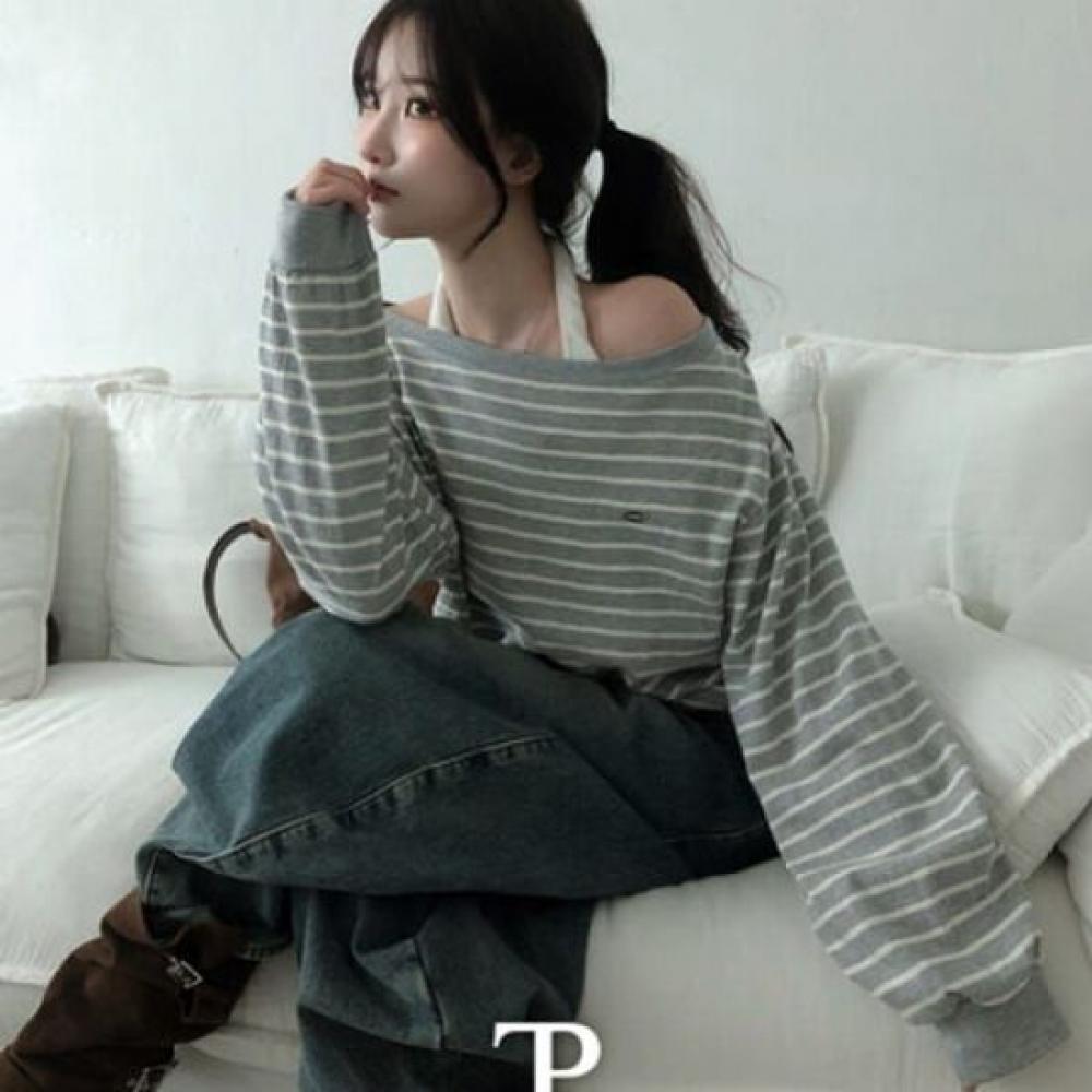 The Pink Loose Fit Boat Neck Stripe Pendant Sweatshirt