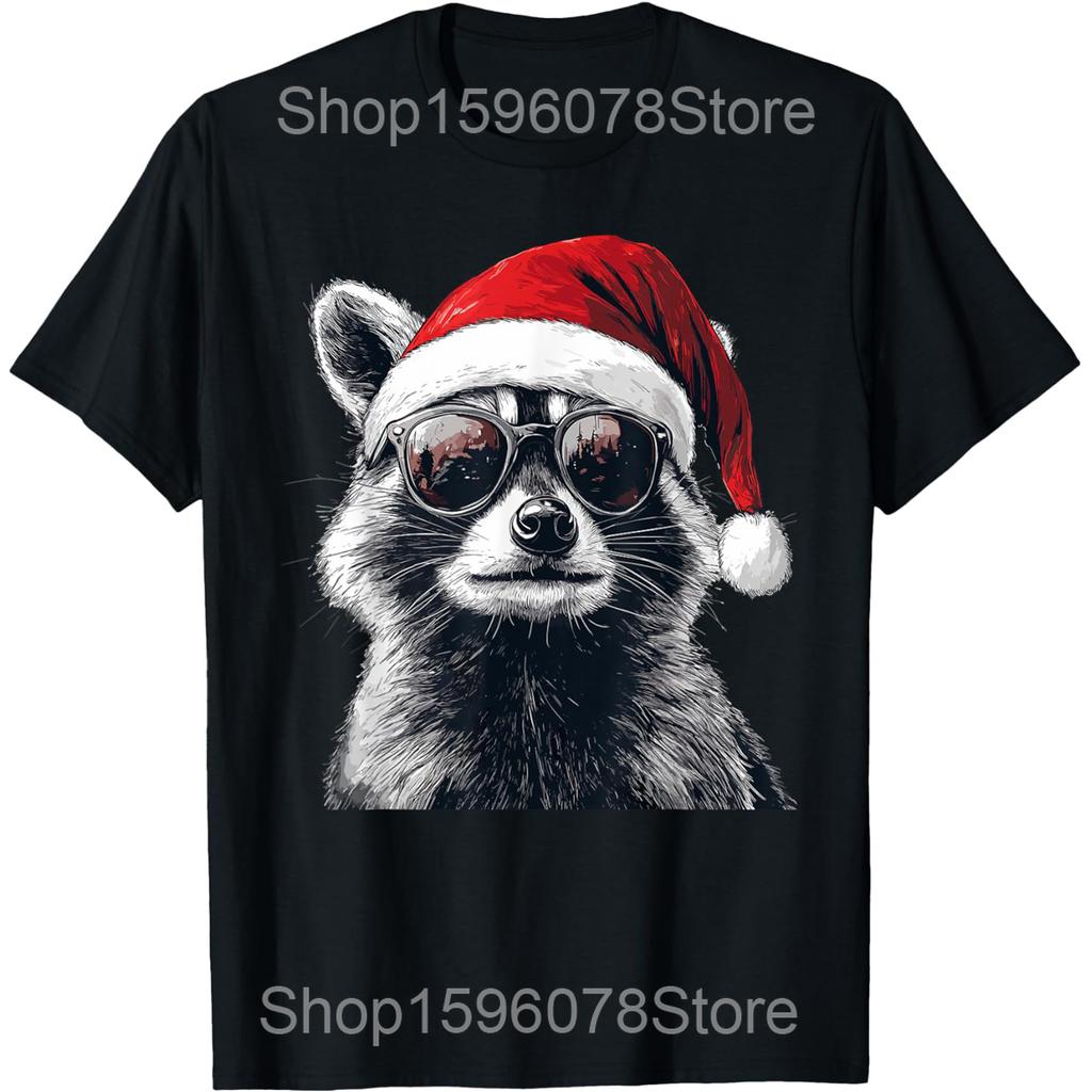 Raccoon Christmas Tree Lights Racoon Lover Xmas T Shirts Men Humor Streetwear Tee Shirt Short Sleeve Unisex Loose Clothing