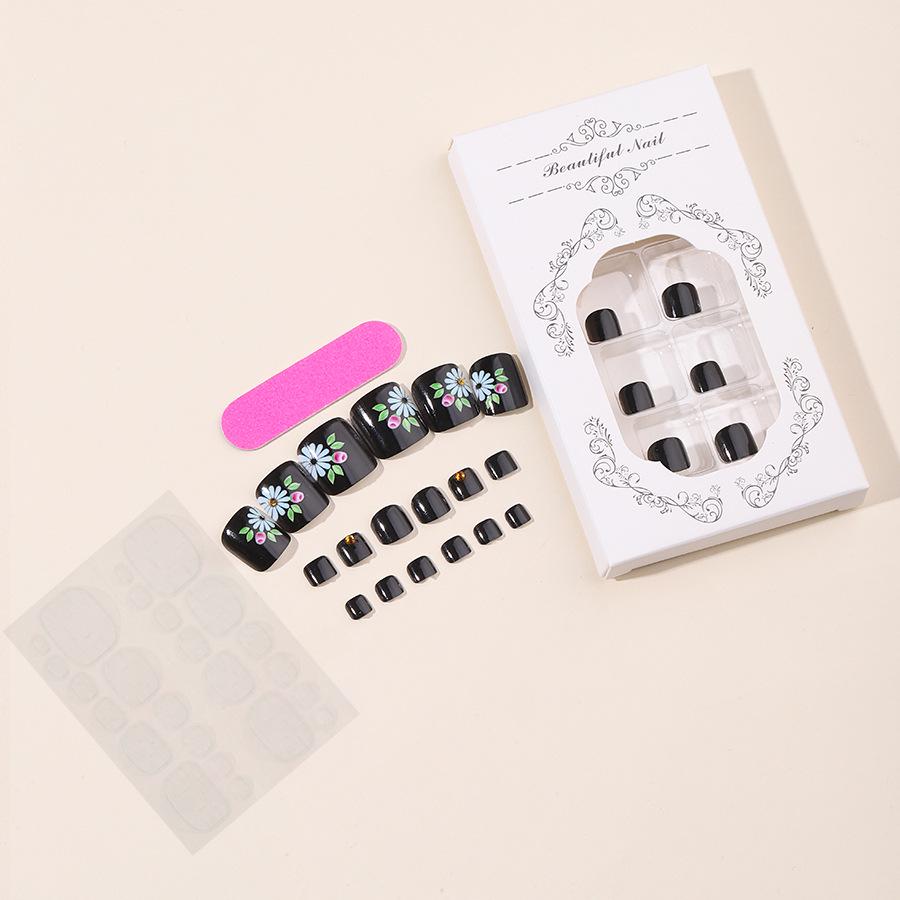 

2024 Ручная работа Ретро Черные Цветы Накладные Короткие Ногти на Ногах