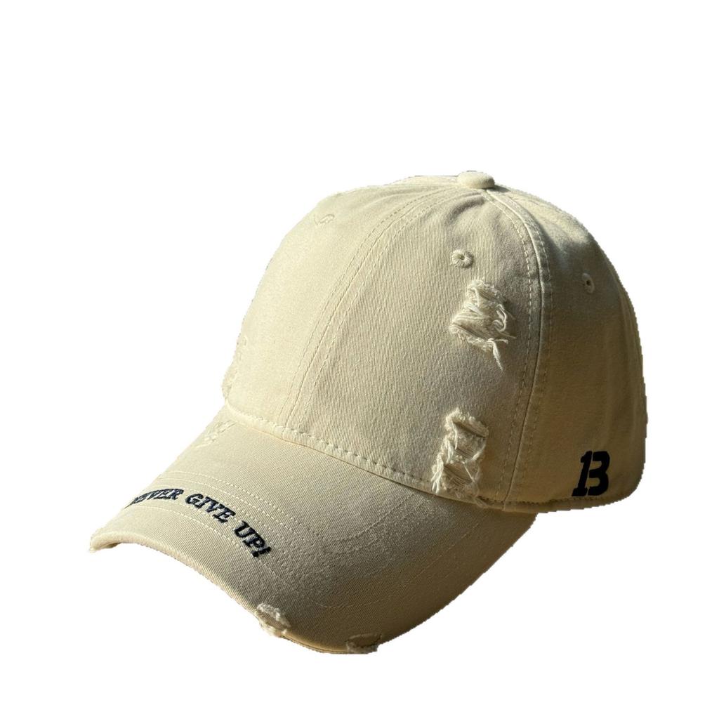 Korean-style personalized ripped baseball cap with frayed edges, super cool soft-top duckbill cap, fashionable casual trendy brand couple's baseball