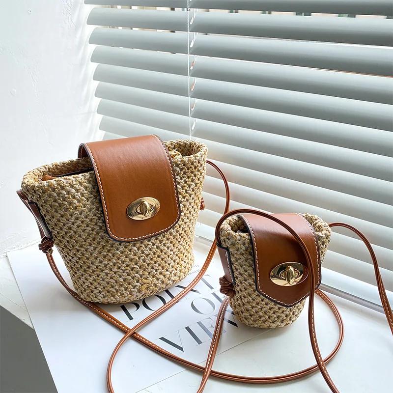 Mini Woven Straw Bag for Women's Travel and Vacation Beach Shoulder Bag Small Crossbody Bag Woven Straw Cross Beach Bag