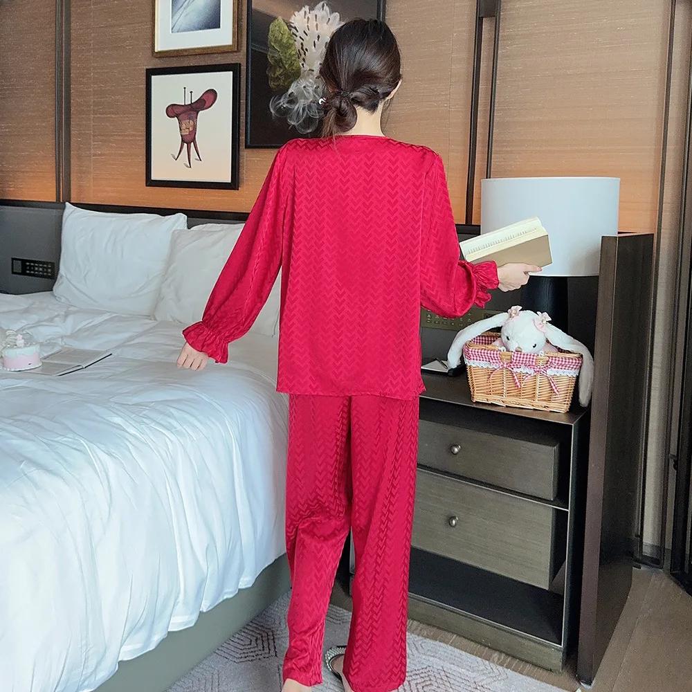 New Sweet and Cute V-shaped Pajamas for Women, Ice Silk Square Plaid Doll Collar, Comfortable Home Clothes
