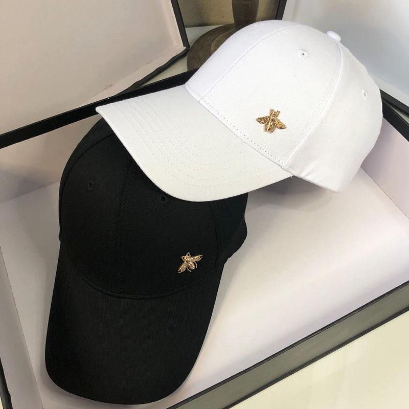 Japanese Style Women's White Baseball Cap - Spring & Summer Trend, Fashionable Duckbill Design, Small Head Circumference, Perfect for Travel.