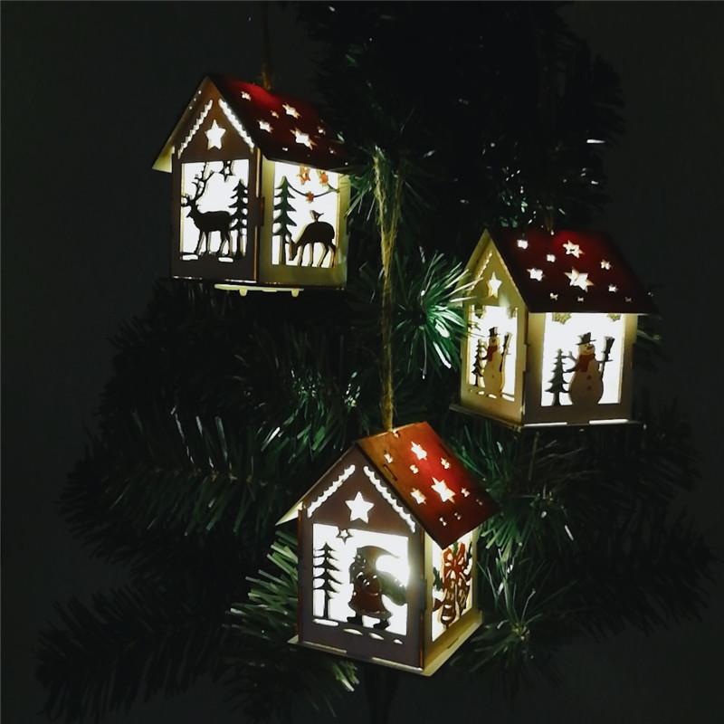 Light-Up Christmas Log Cabin Ornament: DIY Tree Decoration & Window Display