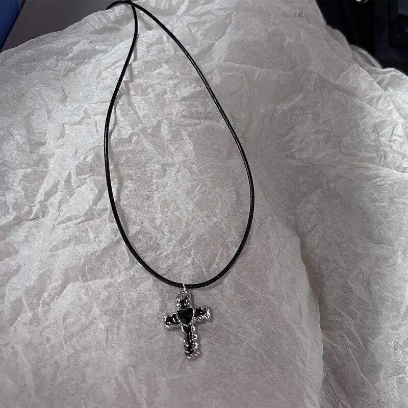 Simple Silver Color Metal Heart Cross Vortex Pendant Necklaces Black PU Leather Rope Chain Choker Necklace For Women Ladies