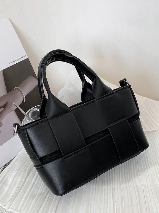 Stylish Black Geometric Shoulder Bag for Women - Adjustable Strap, Zipper Closure, Wristlet Design, Perfect for Casual and Professional Outings