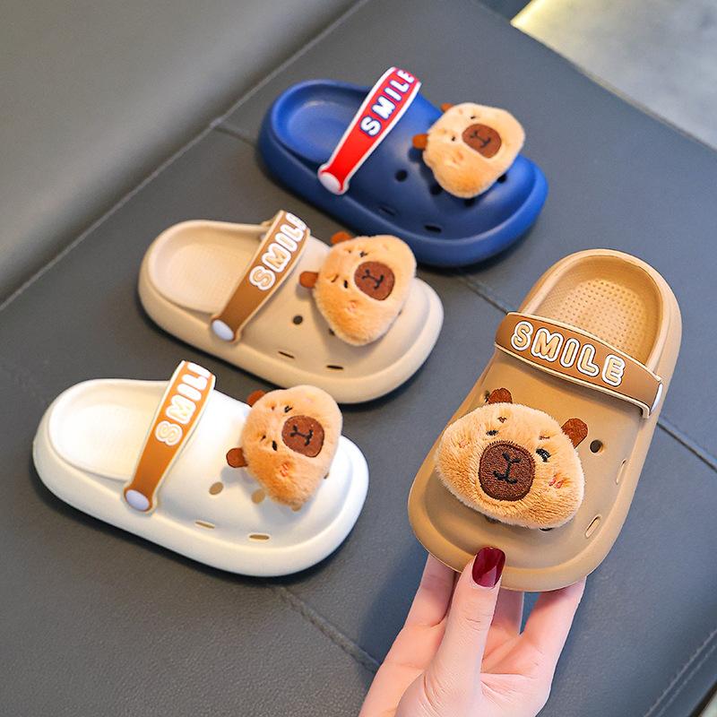 Kapibara Children's Clog Shoes Summer Non-Slip Soft Cushion Boys Closed-Toe Breathable Outdoor Kids Beach Sandals