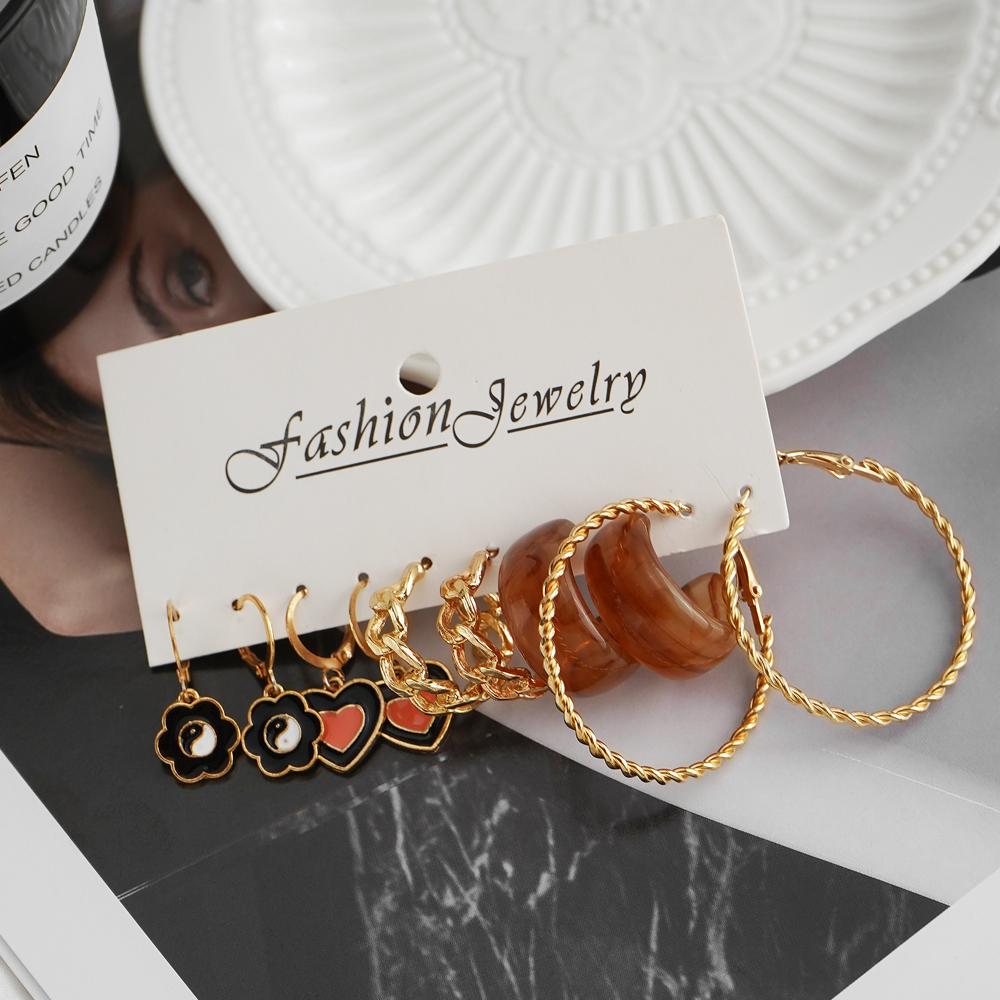 Love Lovely Earrings Women's Versatile Earrings Party LARGE PENDANT Hollowed Out Elegant Fashion Earring Set