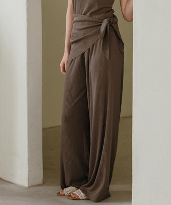 Akitaipeu Pleated Set-Up Elastic Waist Pants_Brown