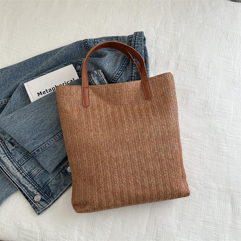 

Корейская версия литературной и художественной летней популярной соломенной сумки-шоппера большой вместимости Senfan 2025 новая ностальгическая сумка-тоут под мышкой женская коричневый