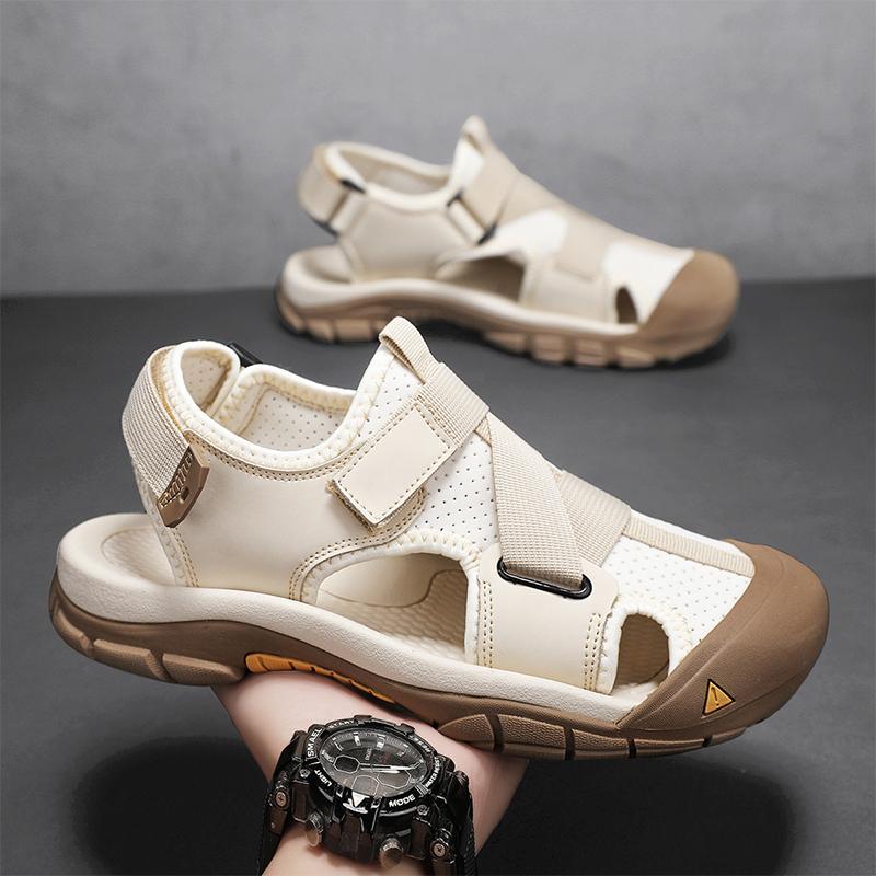 Summer Men Sandals Handmade Leather Hiking Outdoor Beach Shoes Fashion and Casual Sandals Men's Summer Shoes Sandals