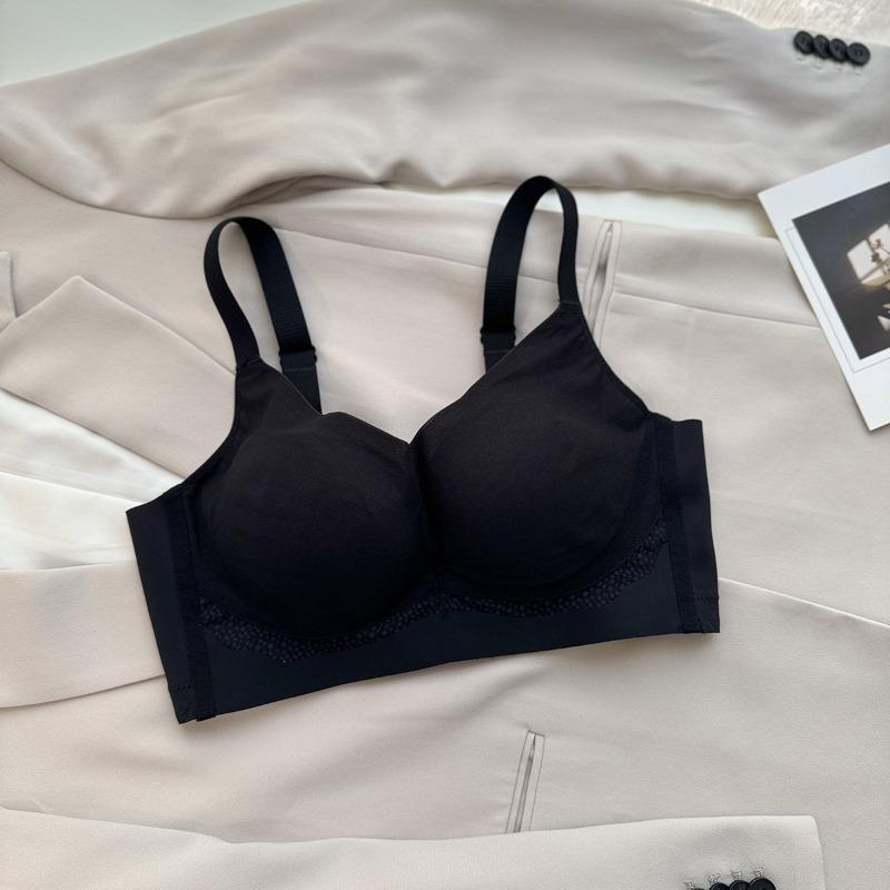 New seamless comfortable underwear women's big breasts show small sexy collection breasts anti-sagging lace adjustment bra cover