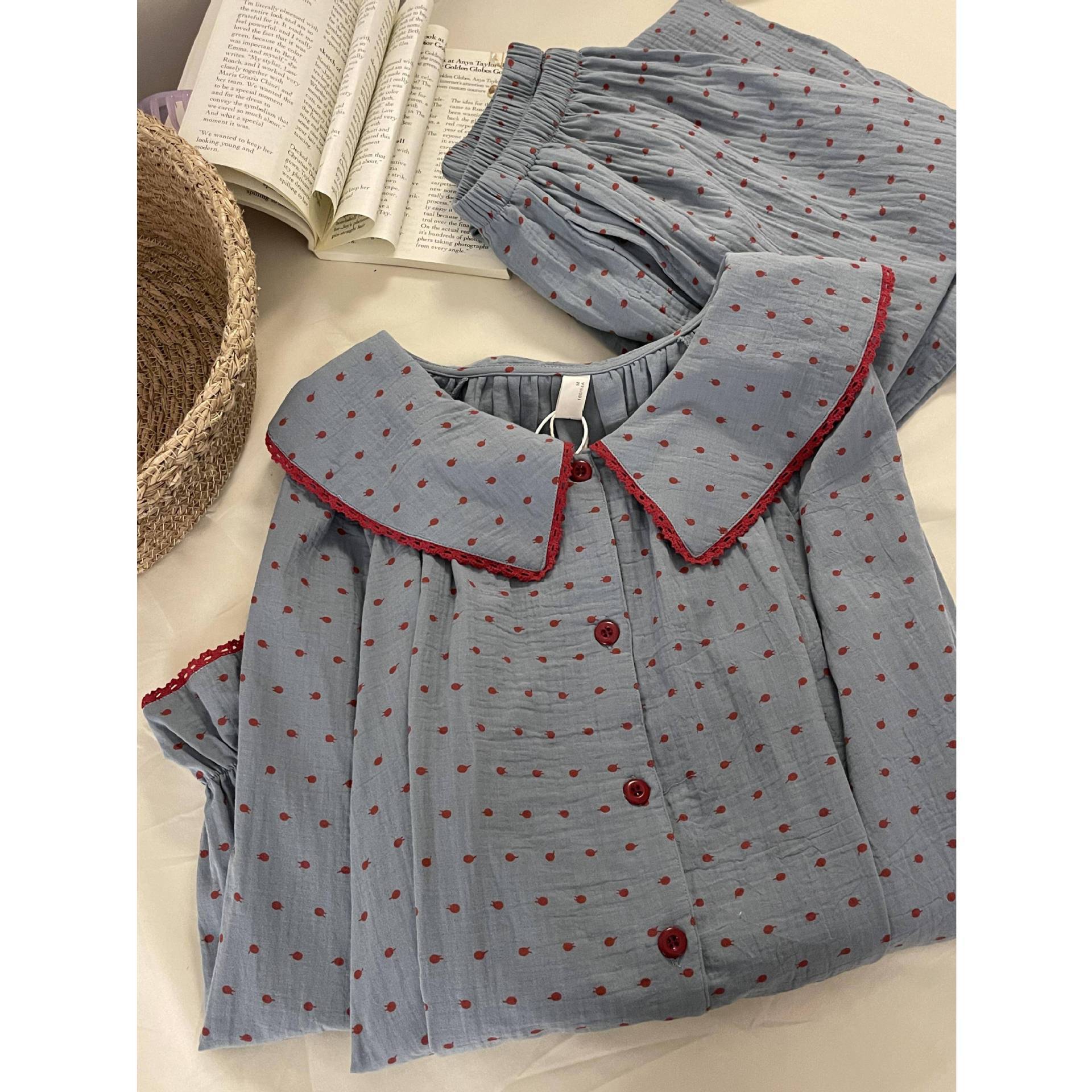 

Korean version of cute polka dot doll collar pajamas women s autumn clouds cotton loose long sleeves student dormitory spring and autumn spot M
