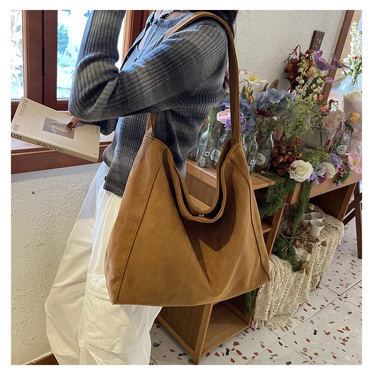 Versatile Large Capacity Tote Bag - Elegant Single Shoulder Travel Bag