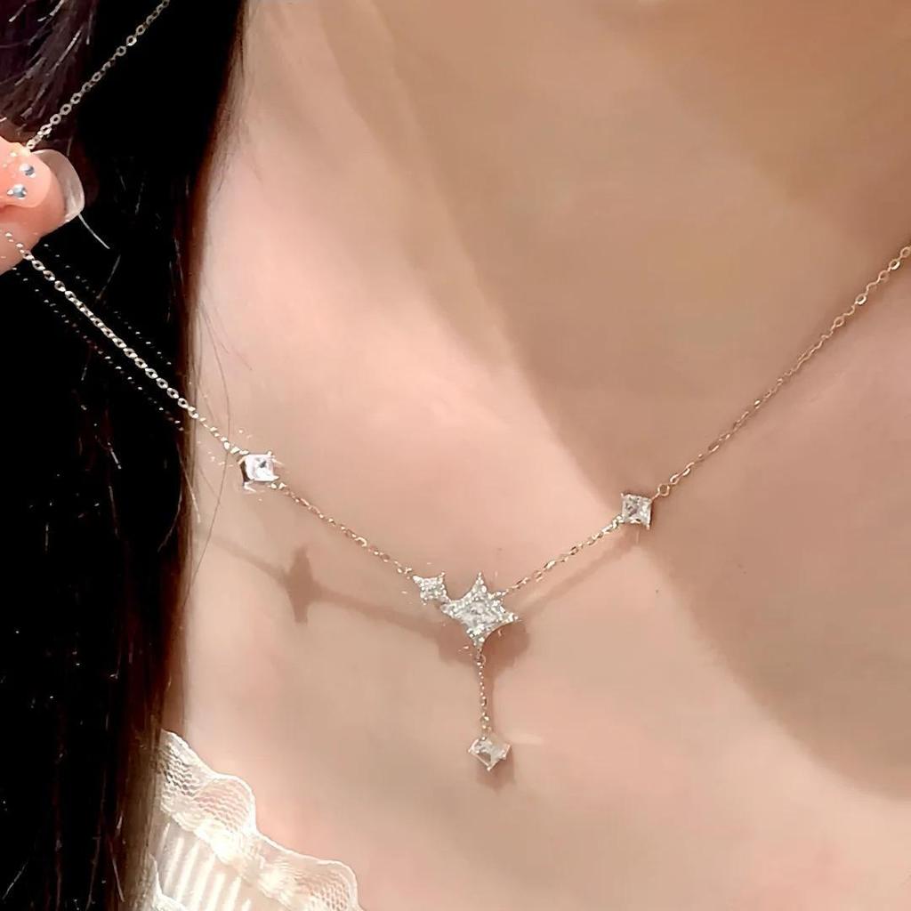 Brilliant Stars Zircon Pendant Necklace - Luxury Clavicle Chain for Women