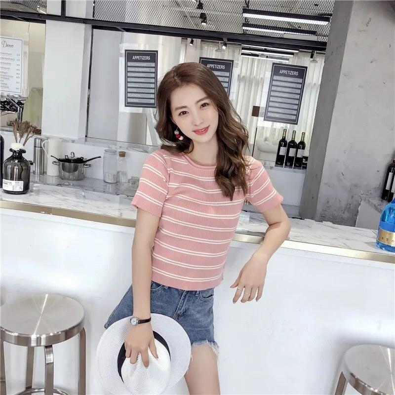 Strikket T-skjorte for kvinner Crop Top Dame Kontraststripet topp rundhals kortermet T-skjorte
