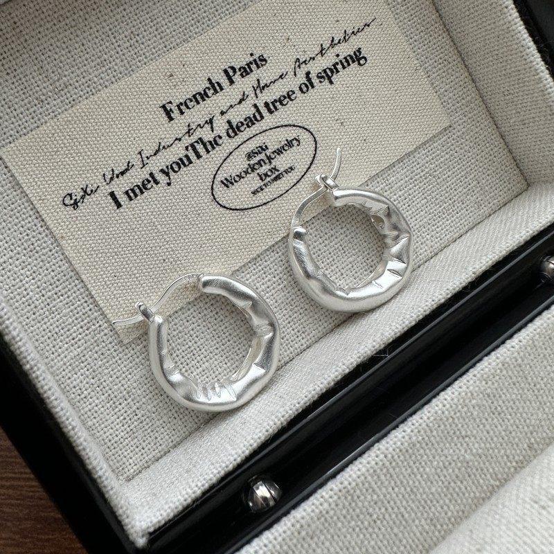 Korean irregular concave and convex beating pattern simple versatile circle ear buckle women's niche design temperament small earrings