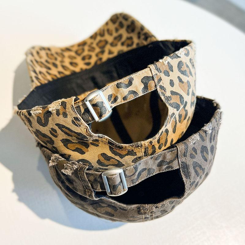 Retro leopard print baseball cap women's spring, summer and autumn sunscreen visor hat, polished holes, old peaked cap tide