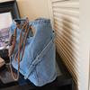 Denim Hobo Tas met Gevlochten Touw Handvat Stijlvolle Dames Schoudertas voor Casual Kleding en Stranduitjes