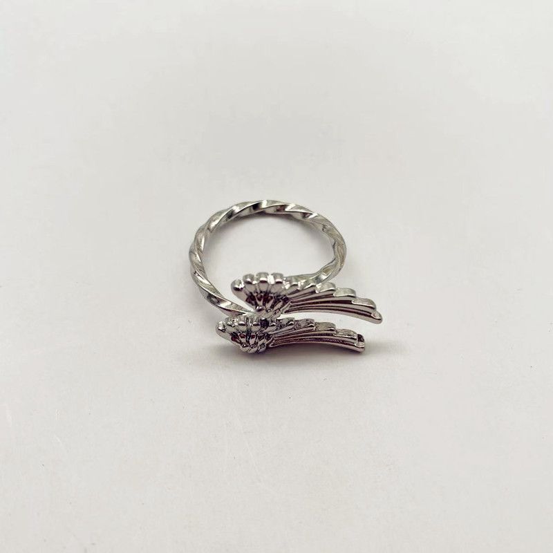 Qingdao Fashion Export Geometric Wings Opening Female Accessories Default