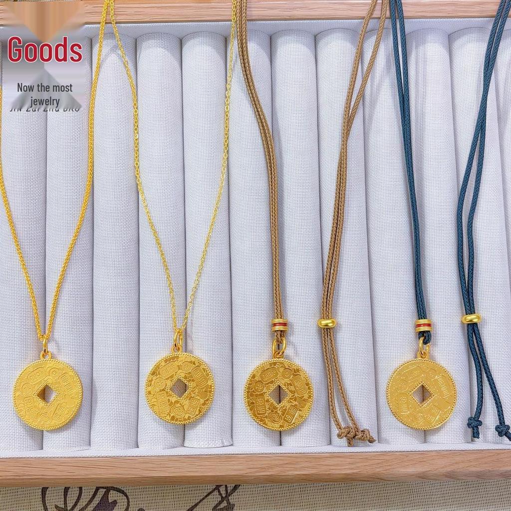 Auspicious Words Gold Crushed Ice Round Pendant Necklace Clavicle Chain - Exquisite Gift for Her