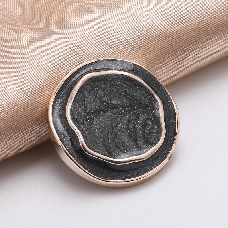 

Пластиковые пуговицы специальной формы с гальваническим покрытием Xiangfeng для пальто, свитеров и кардиганов