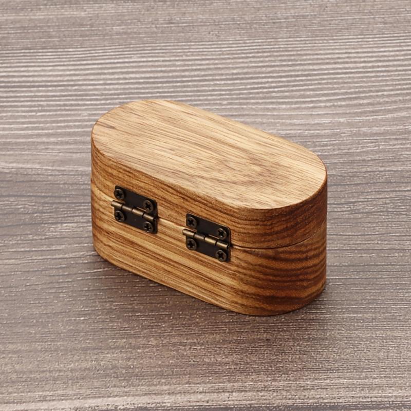 Wood Guitar Pick Storage Box Container Portable Guitar Pick Box Holder Collector with 5 Guitar Pick Gift for Guitarist