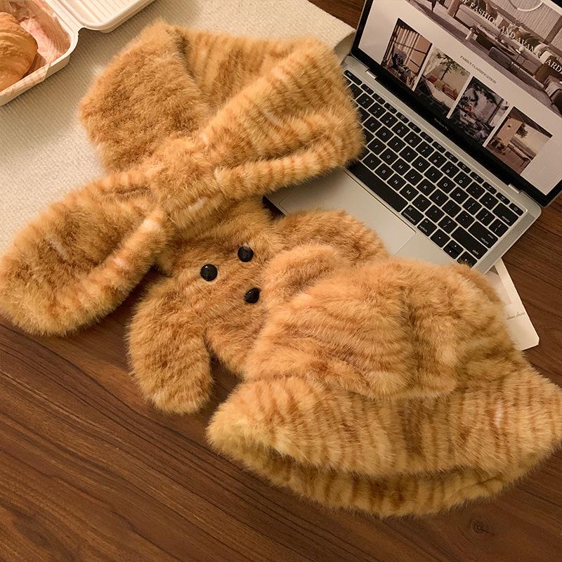 Женский зимний комплект: Шапка-ушанка и шарф с ушками тигрёнка