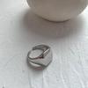 Trendy Retro Square Ring: Exaggerated Minimalist Design for Women, Copper Plated with Real Gold
