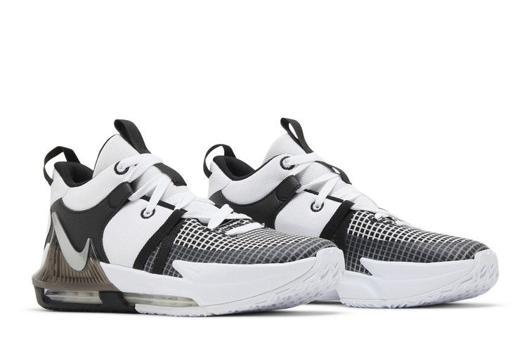 Nike LeBron Witness 7 GS 'White Black'