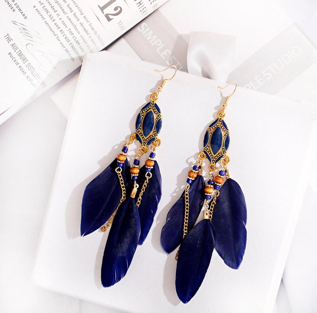 Kolczyki Boho z Piórami i Frędzlami - Eleganckie, Unikalne Wzornictwo dla Kobiet