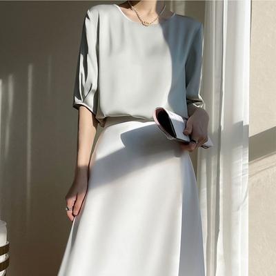 Summer Women's T-shirt Round Neck Silk Five-quarter Sleeve Temperament Mulberry Silk Short-sleeved Loose Tops