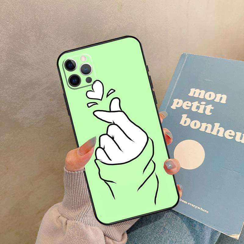 Kpop Hand Finger Heart Case For iPhone 17 Air 15 14 13 12 11 16 Pro Max 13 Mini XR 15 16 Plus 16e Back Cover Shell