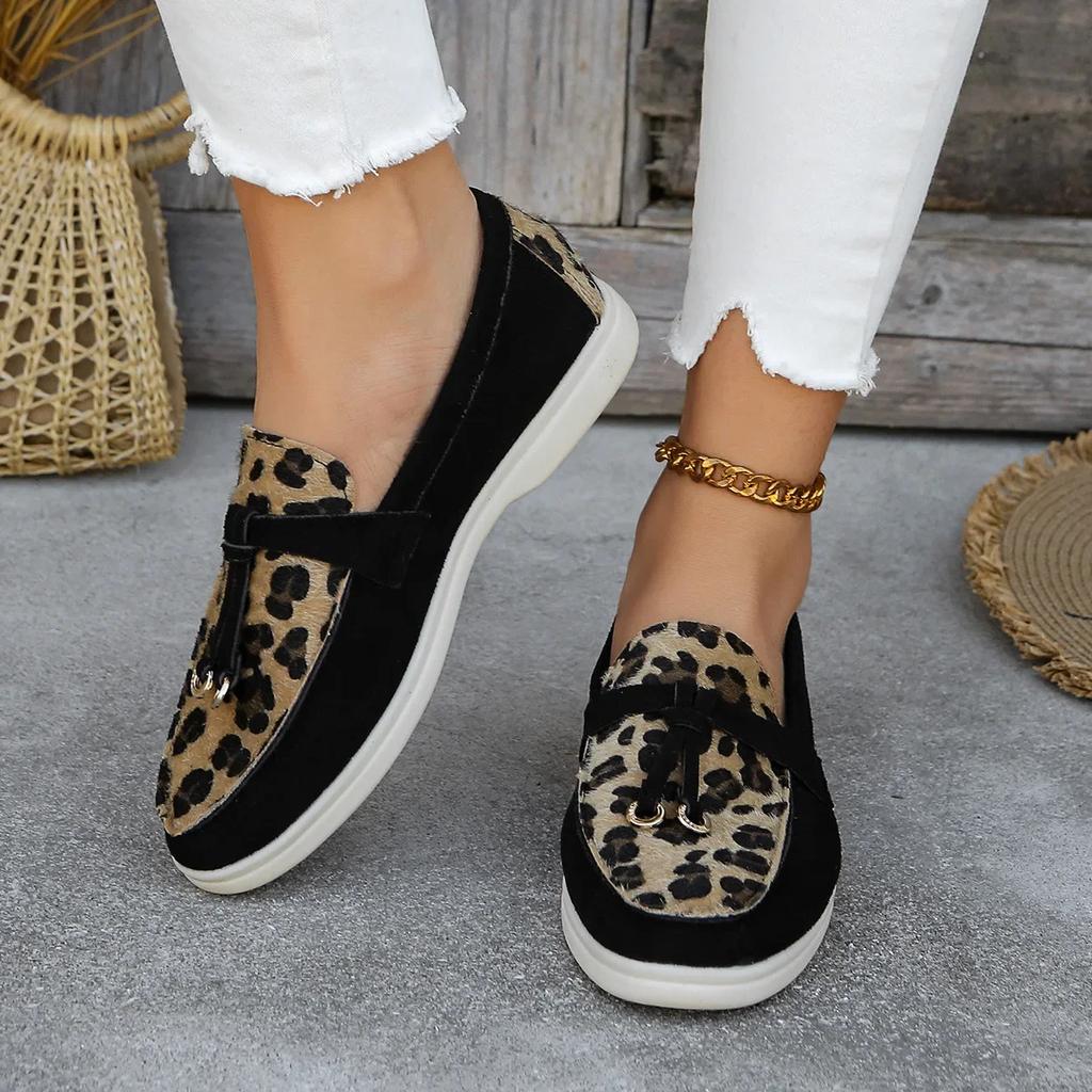 Fashion 2025 Autumn Fashion New Women's Shoes Flat Casual Shoes Women's One Foot Soft soled Small Board Shoes