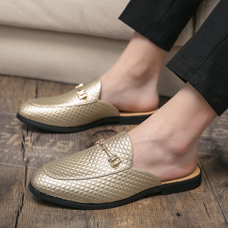 Fashion New Men Gold Black Half Slippers Driving Shoes Casual Patent Leather Mules Moccasins Breathable Loafers Zapatos Hombre