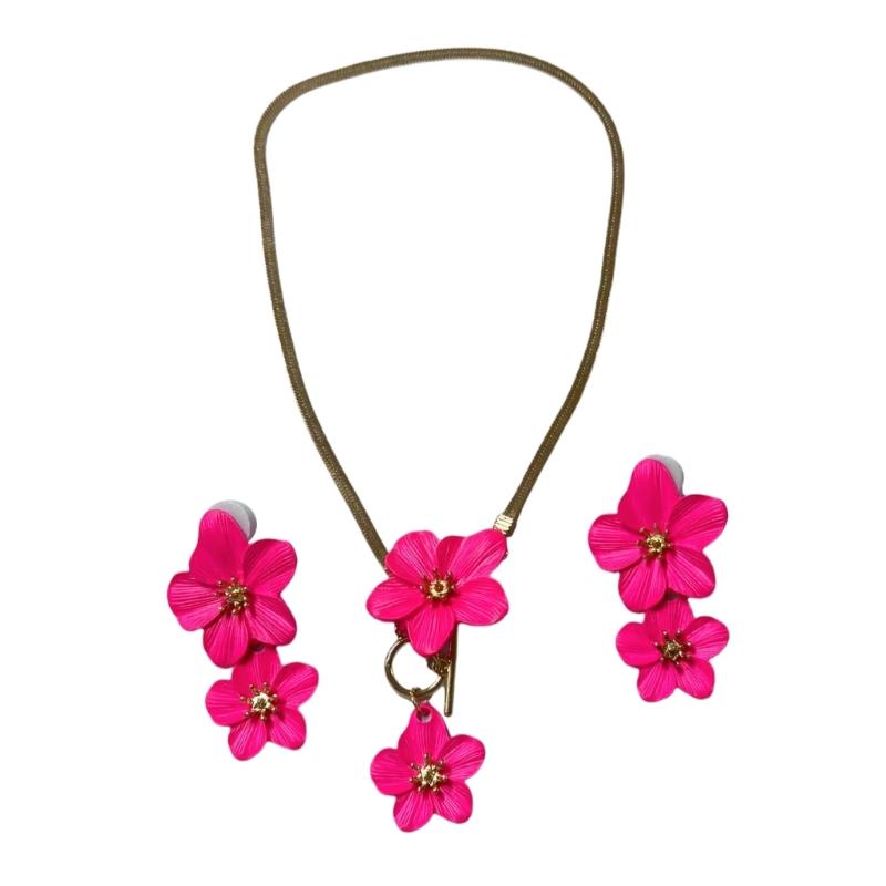 Sophisticated Spring Summer Jewelry Essential Blooming Flower Necklace And Earrings Set Alloy Lightweight Accessories