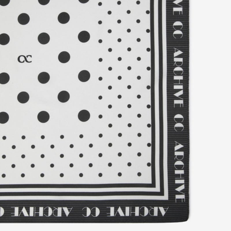 CC collect silk printed square scarf IV_C254PHA001