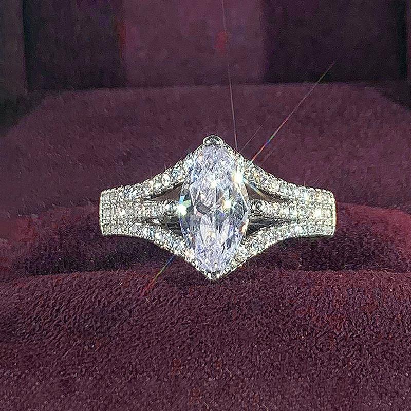 CopperTrendy Luxury Marquise Cut Ring for Women Bright AAA Cubic Zirconia Engagement Bridal Wedding Band Jewelry
