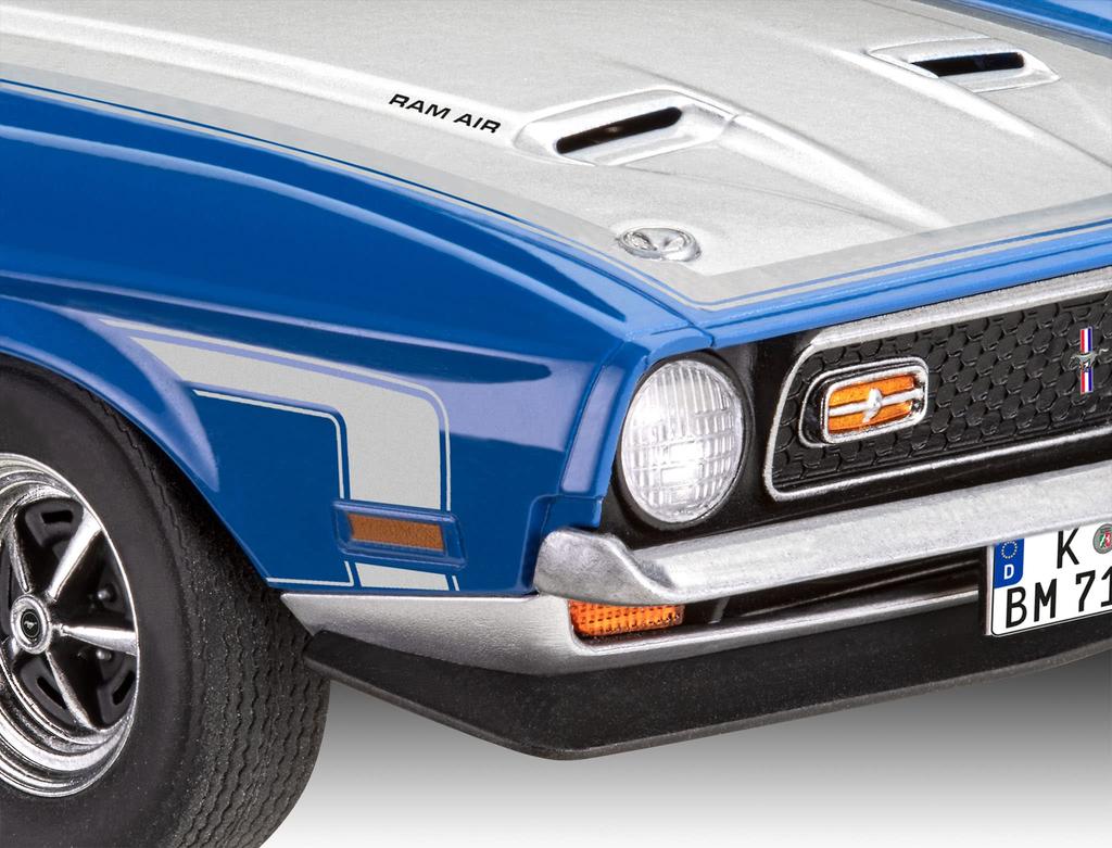 German Revell 1/25 71 Mustang Boss 351 Plastic Model 07699