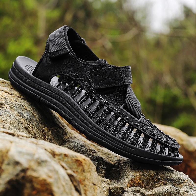 

Летняя спортивная уличная дышащая мужская кожаная сандалия повседневная удобная с мягкой подошвой пляжная сандалия качественная обувь с перфорацией 47 чёрный