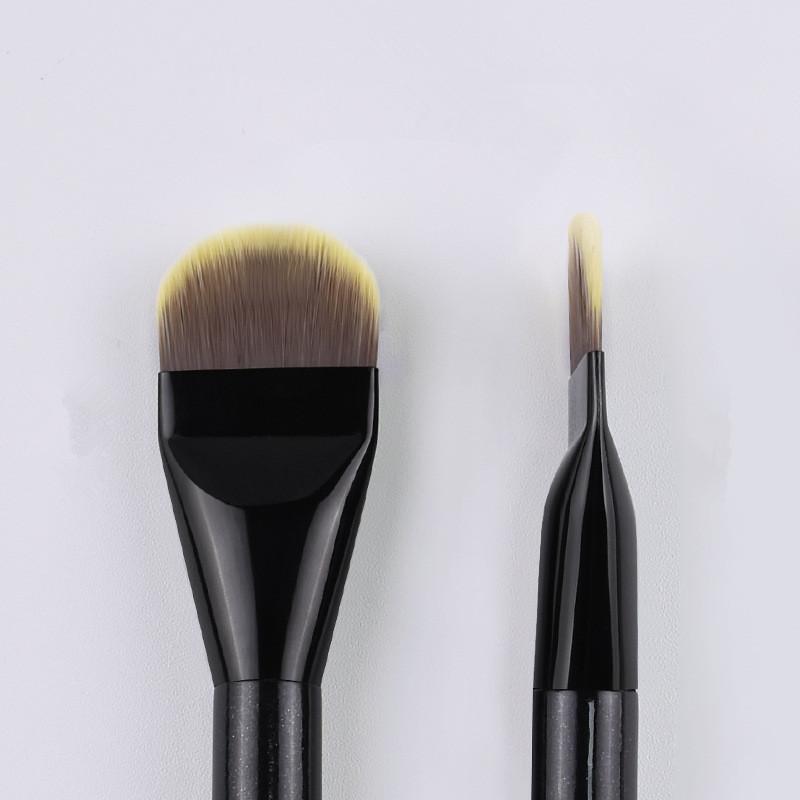 Makeup Brushes Foundation Professional Brush Tongue Shaped Liquid Foundation Concealer Brush Women Face Base Makeup Beauty Tools